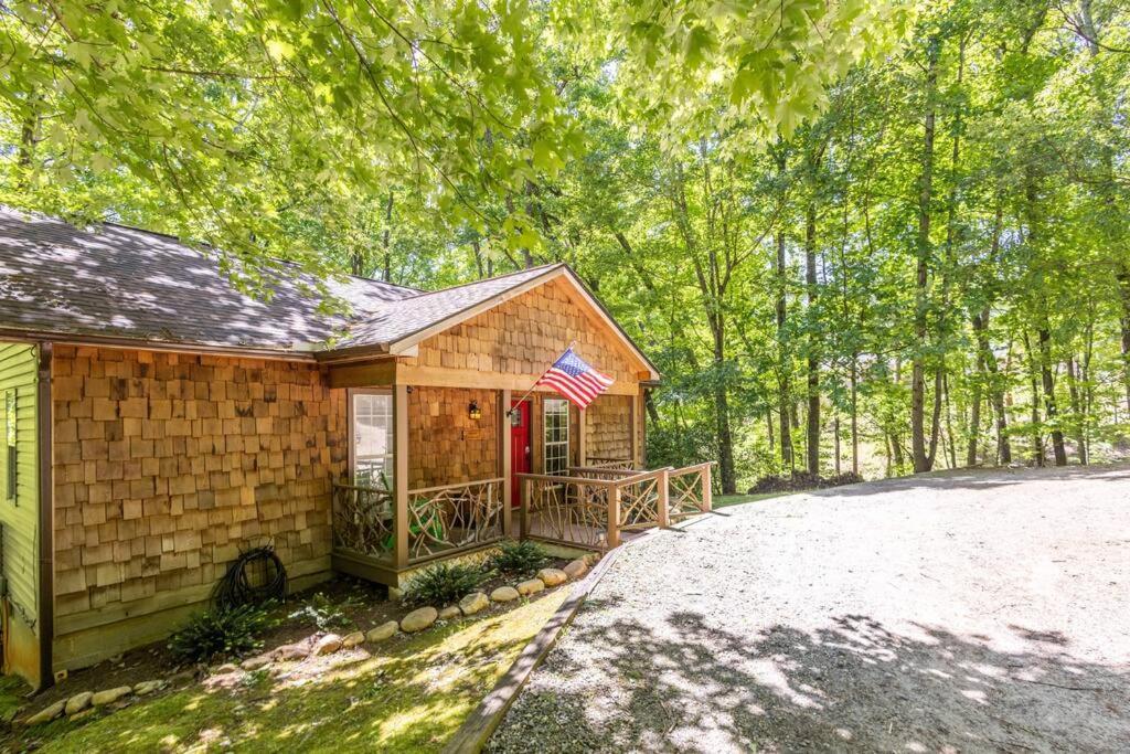 Pet Friendly Luxury Cabin Near Helen With Fire Pit 클리블랜드 외부 사진